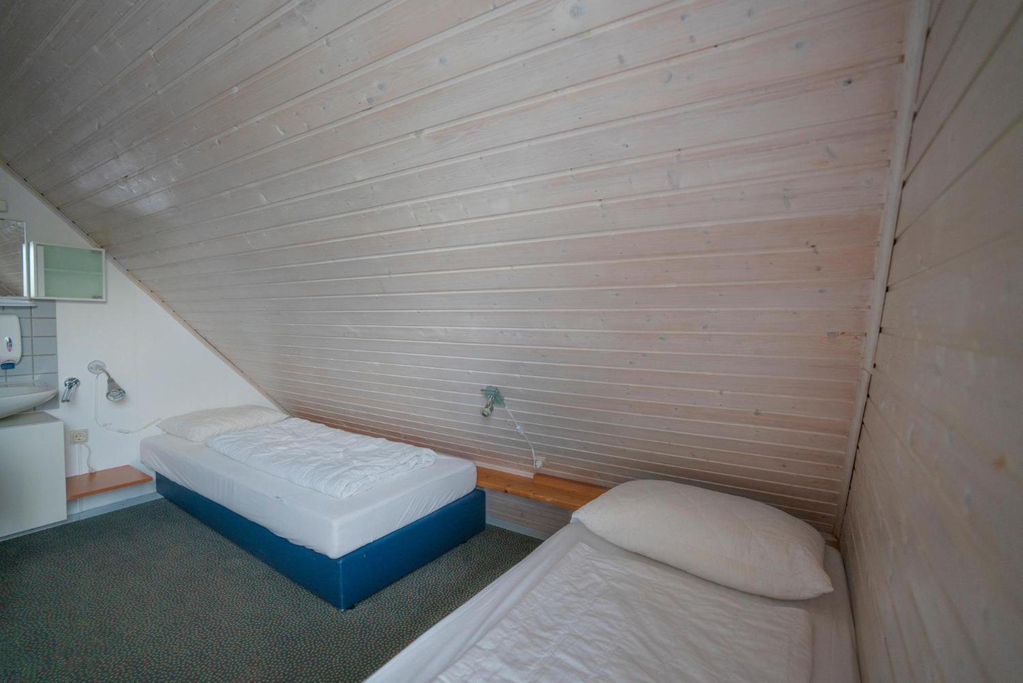 Fh "Baeren Ecke" Am See Im Hessischen Bergland Kirchheim  Exterior foto