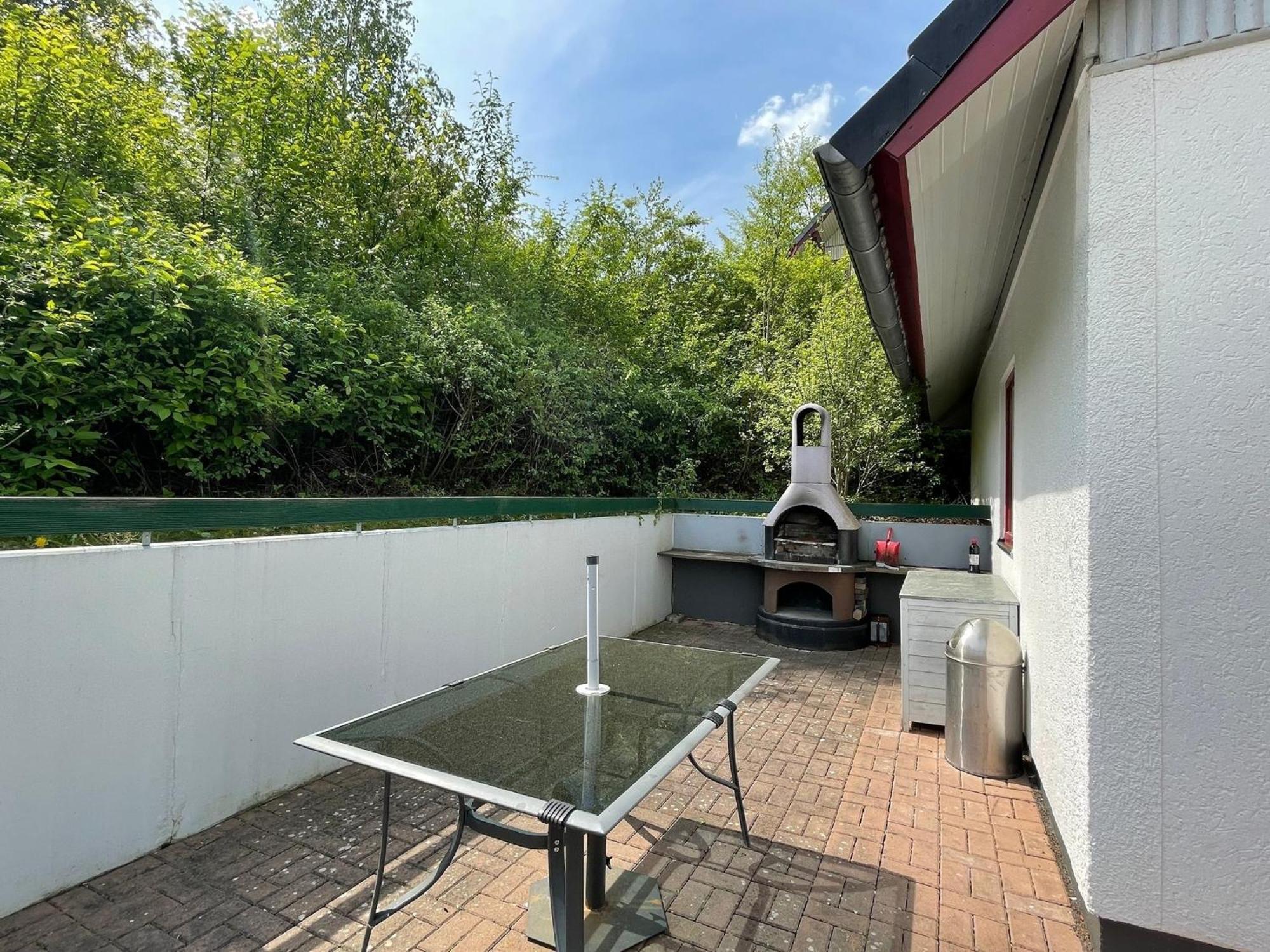 Fh "Baeren Ecke" Am See Im Hessischen Bergland Kirchheim  Exterior foto